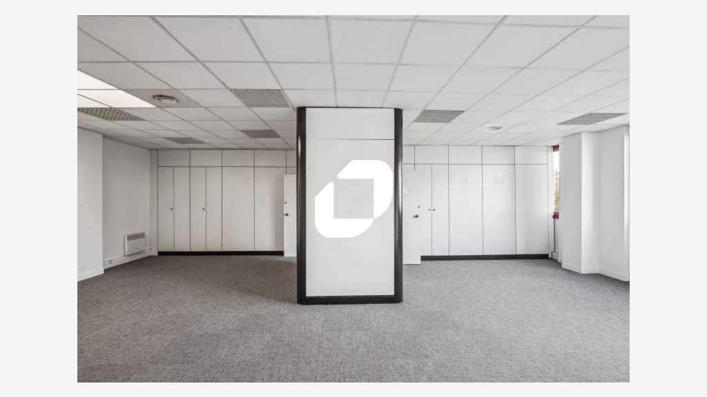 A louer Local d'activité 808m² Creteil