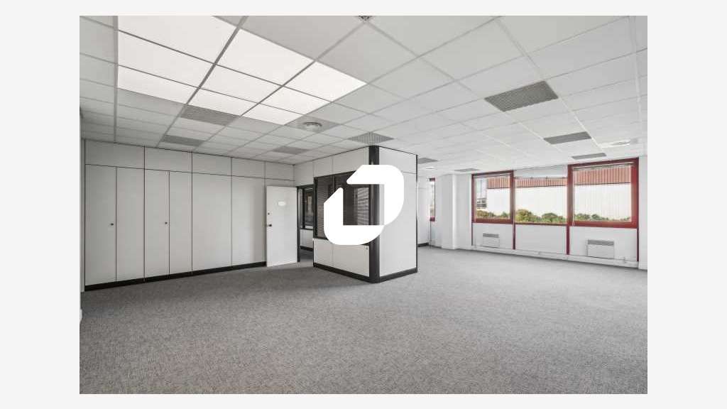 A louer Local d'activité 808m² Creteil