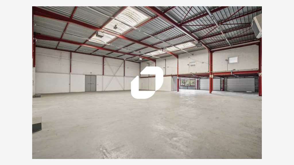 A louer Local d'activité 1450m² Creteil