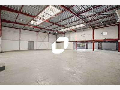 A louer Local d'activité 1450m² Creteil