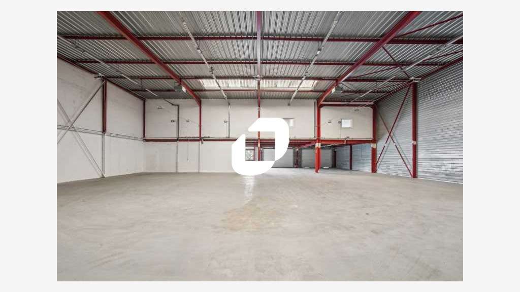 A louer Local d'activité 1450m² Creteil