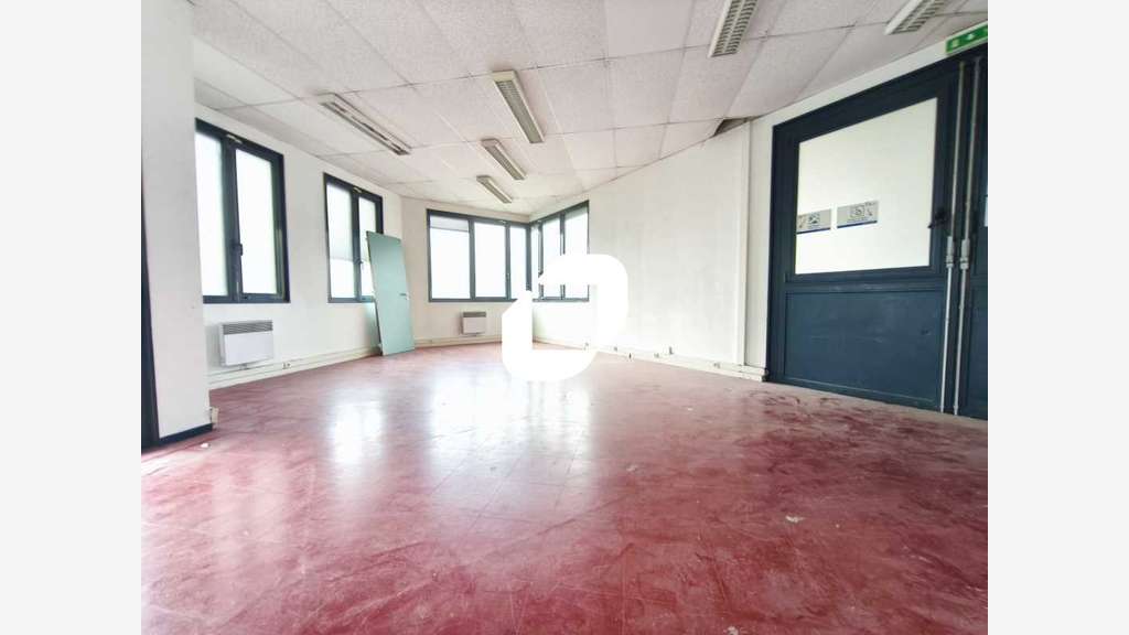 A louer Local d'activité 360m² Creteil