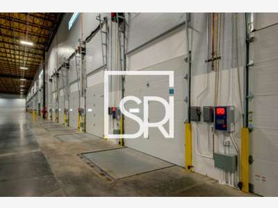 Location entrepôt 227m² à Creuzier-le-Vieux