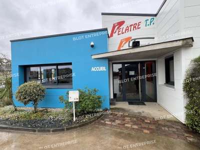 A louer local d'activités 210m² à Crevin