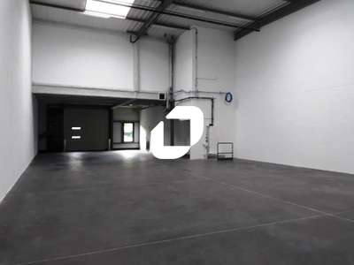 Location Locaux d'activités - Entrepôts à Croissy-Beaubourg