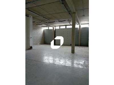 Location Locaux d'activités - Entrepôts à Croissy-Beaubourg