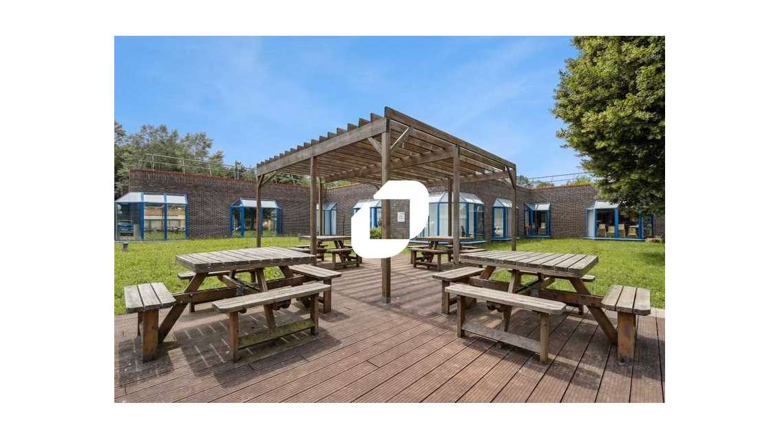 A louer Local d'activité 1155m² Croissy beaubourg