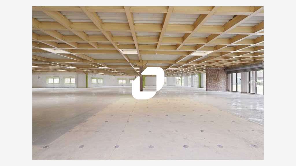 A louer Local d'activité 426m² Croissy beaubourg
