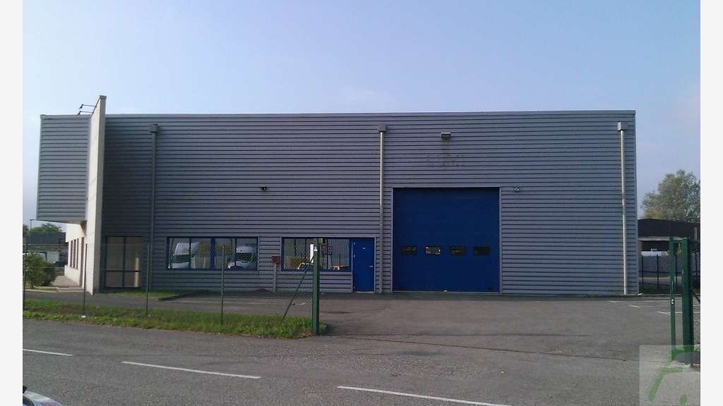 Location local activités 600m² empl strat Crolles