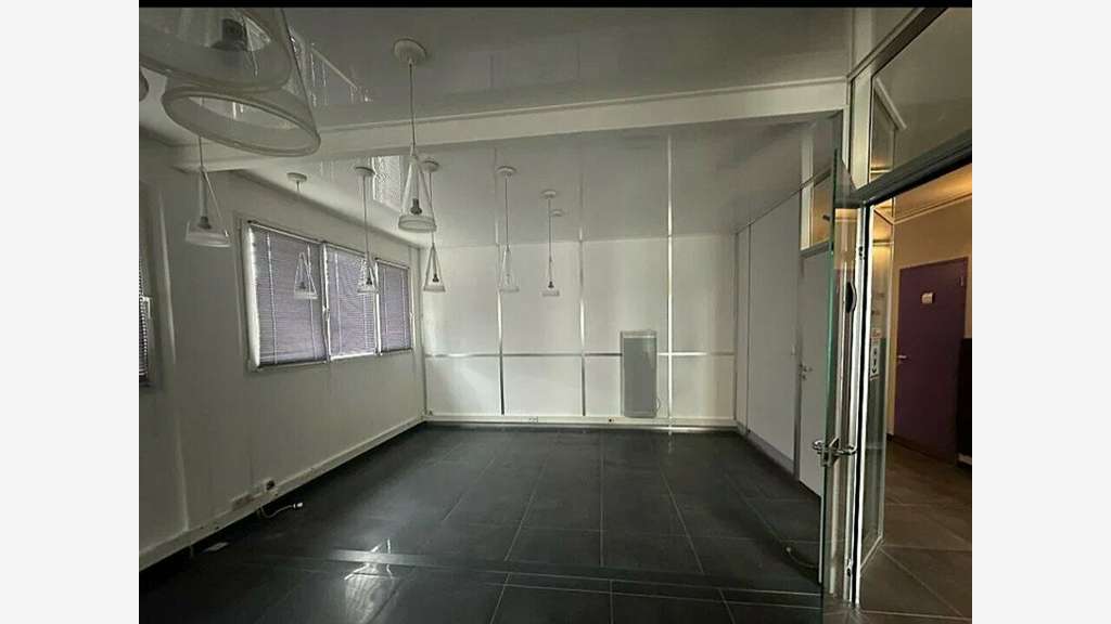 Local d'activités 580m² à louer en ZA à Cruet (73)