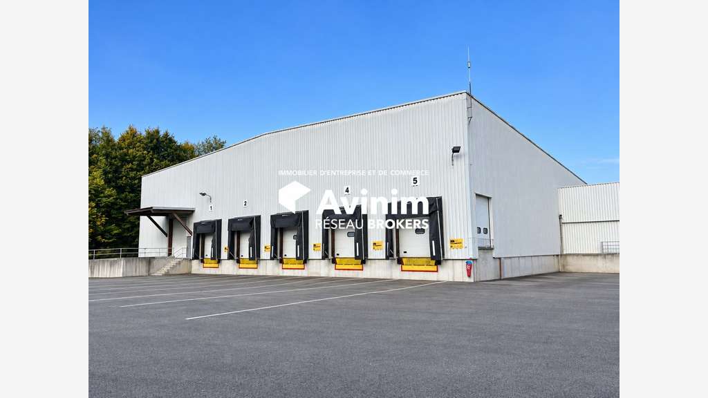 LOCATION ENTREPOTS 1000 A 3000 M2