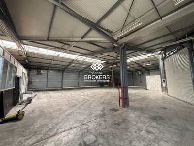 Location Locaux d'activités - Entrepôts à Dannemarie-sur-Crète