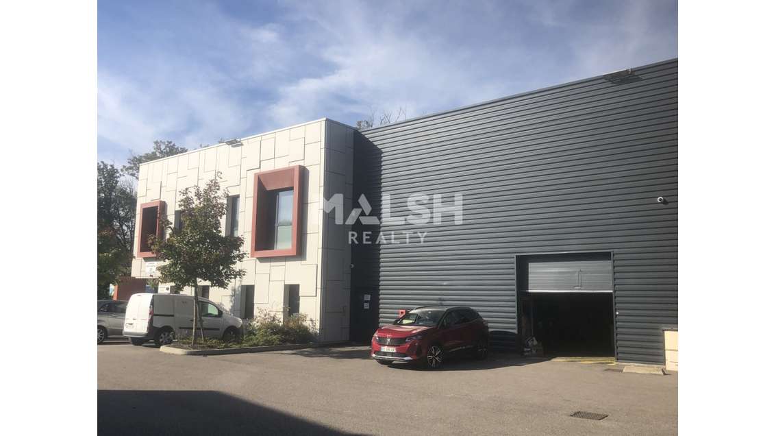 Local d'activités à louer 691m² à Dardilly