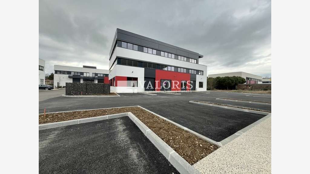 A louer locaux mixtes 200m² Dardilly Techlid A6