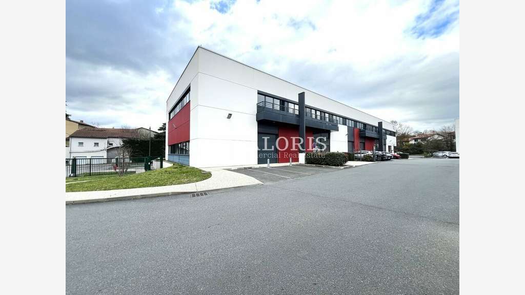 A louer locaux mixtes 200m² Dardilly Techlid A6