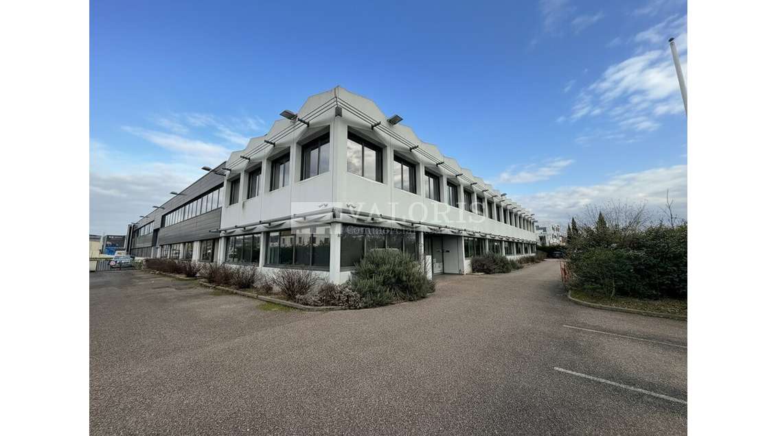 DARDILLY - BATIMENT MIXTE ACTIVITE-BUREAU à louer