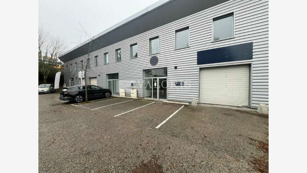 Local d'activité 856m² à louer Dardilly Techlid