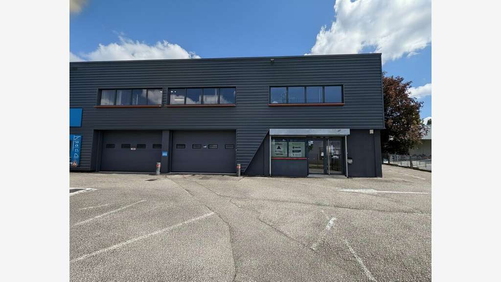 Local d'activité 856m² à louer Dardilly Techlid