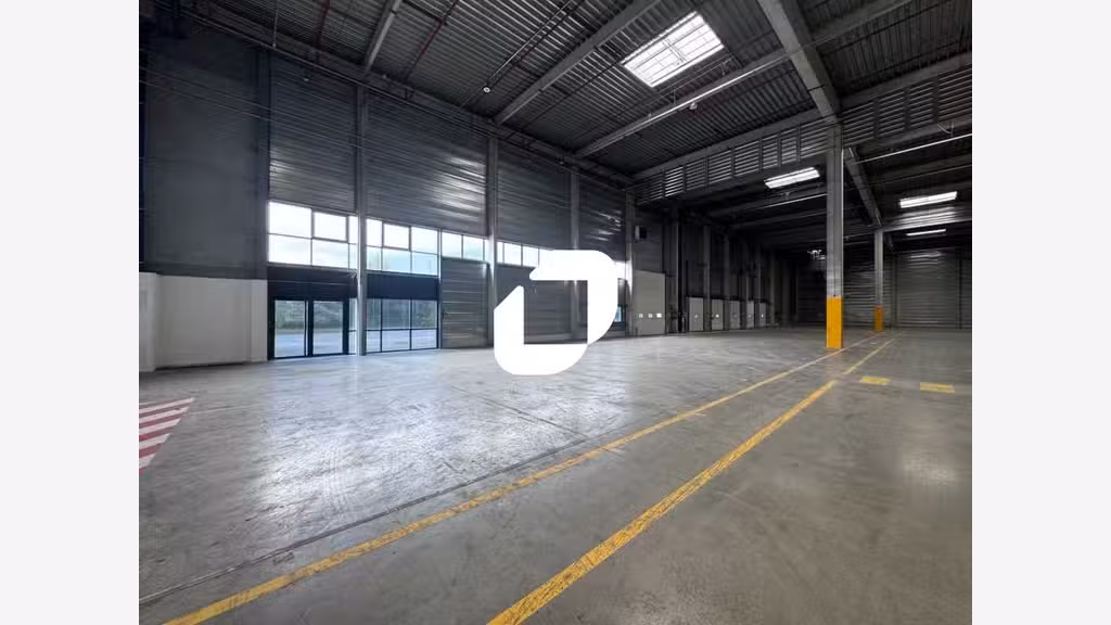 A louer Local d'activité 17536m² Dechy