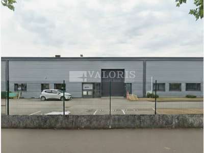 Local 200m² à Décines-Charpieu Av Roosevelt