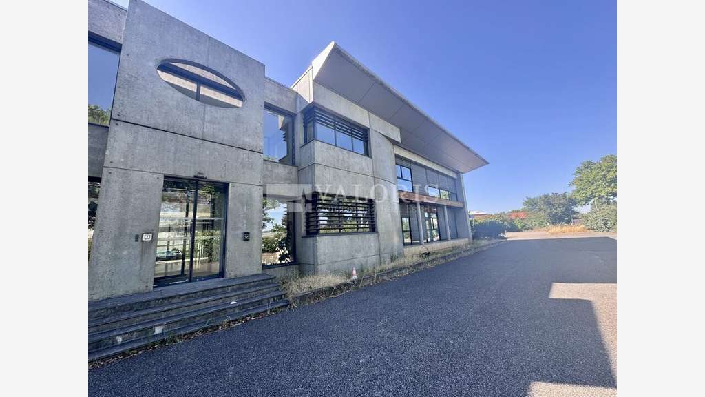 Bâtiment à louer ZI des Pivolles Décines-Charpieu