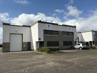 Location Locaux d'activités - Entrepôts à Décines-Charpieu