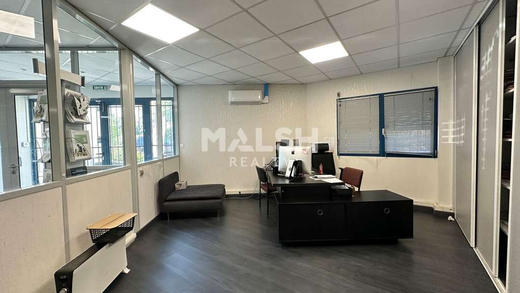 Bâtiment mixte indépendant Activités &amp; Bureaux