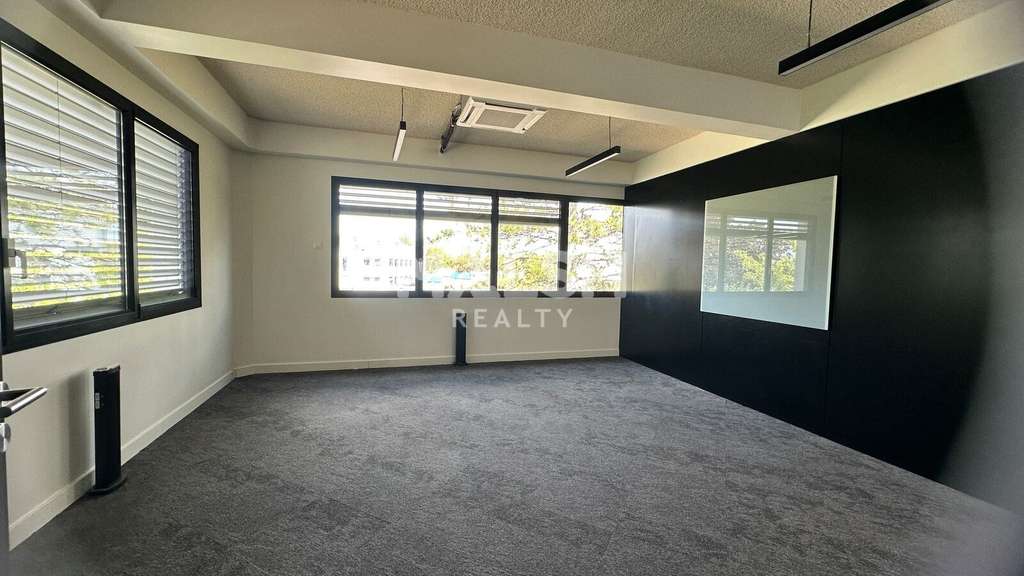Bâtiment mixte indépendant Activités &amp; Bureaux