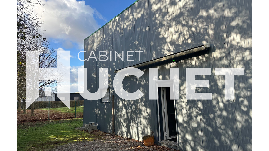 À louer local d'activité 270m² à Démouville