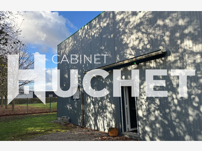 À louer local d'activité 270m² à Démouville