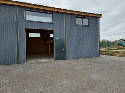 Location Locaux d'activités - Entrepôts à Die