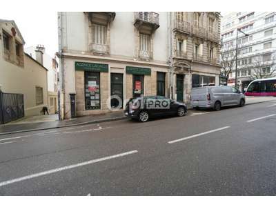 Location Locaux commerciaux - Boutiques à Dijon