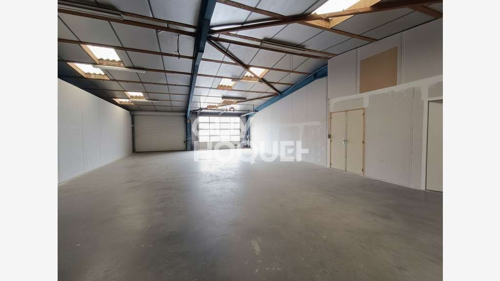 Local d'activité Dinan 240m² / TOP emplacement !