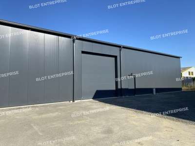 A louer local d'activités de 226m² en ZA de Dinard