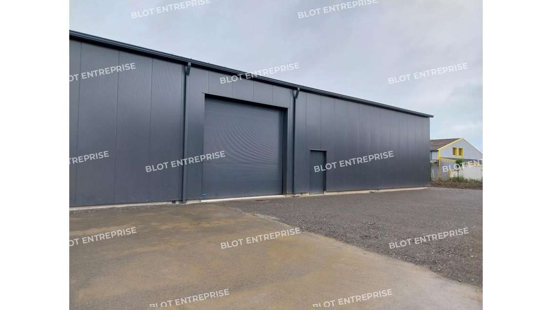 A louer local d'activités de 226m² en ZA de Dinard