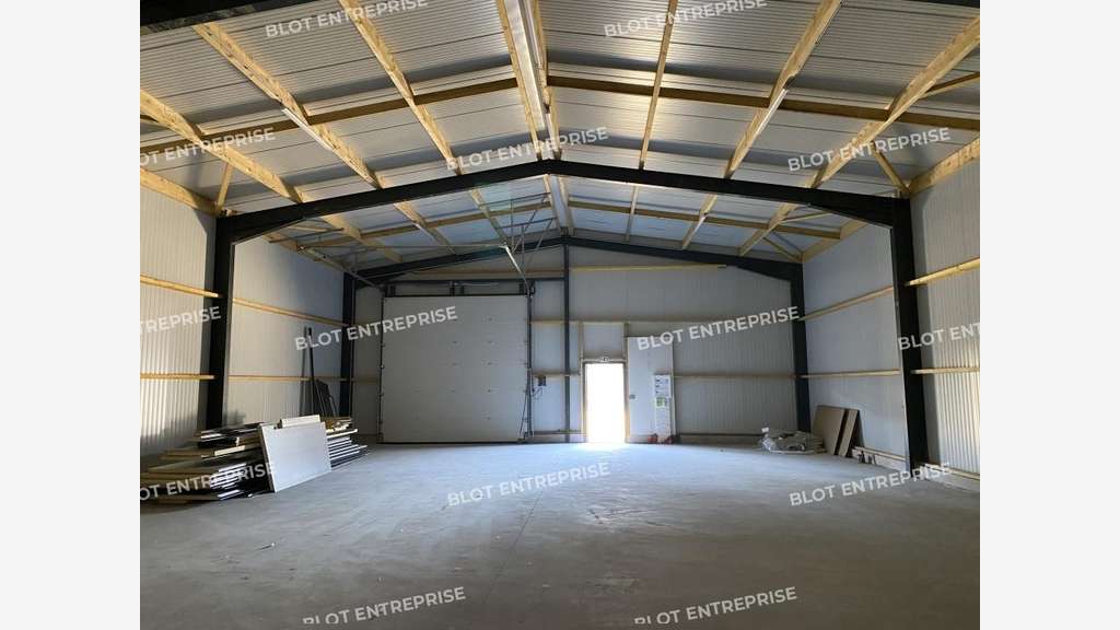 A louer local d'activités 227m² ZA Dinard