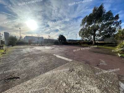 Location Locaux d'activités - Entrepôts à Domloup