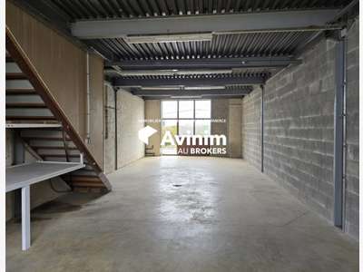 A louer entrepôt stockage 180m² à Domont