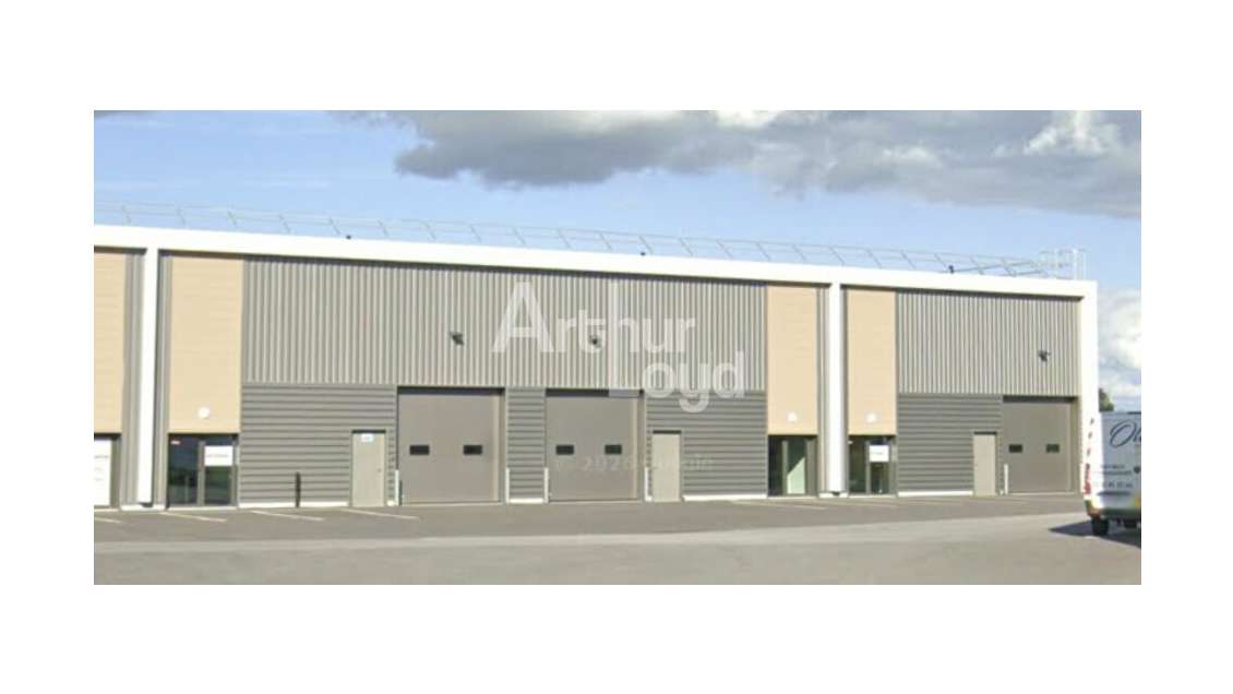Local d'activité 750m² à louer à Dompierre-sur-Yon