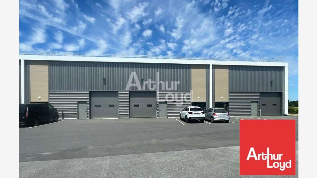 Local d'activité 750m² à louer à Dompierre-sur-Yon