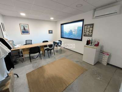 Location Locaux d'activités - Entrepôts à Donzenac