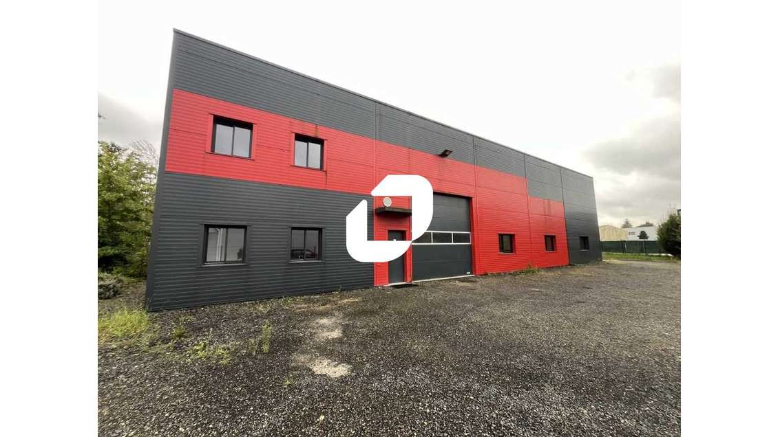 A louer Local d'activité 650m² Dourdan