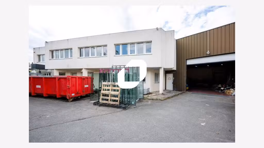 A louer Local d'activité 890m² Draveil