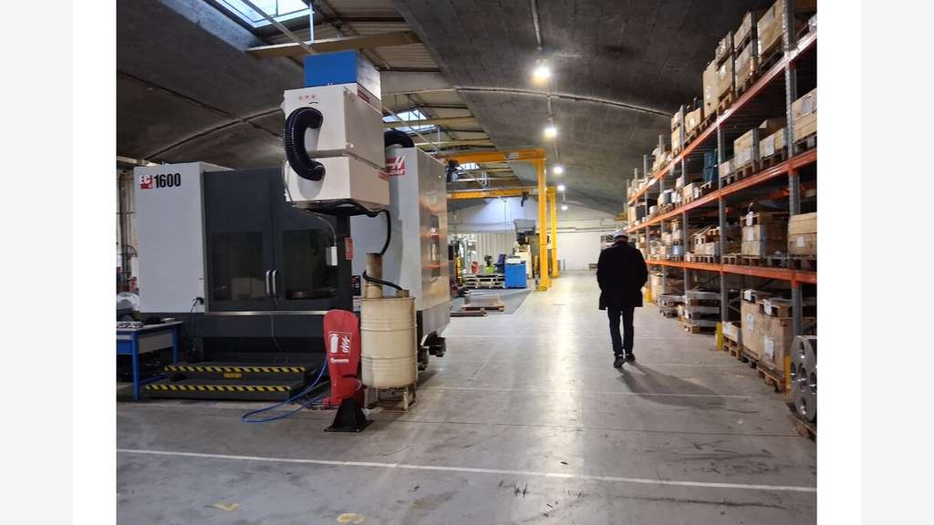 À louer – Local industriel de 3 479 m² à Dreux – E
