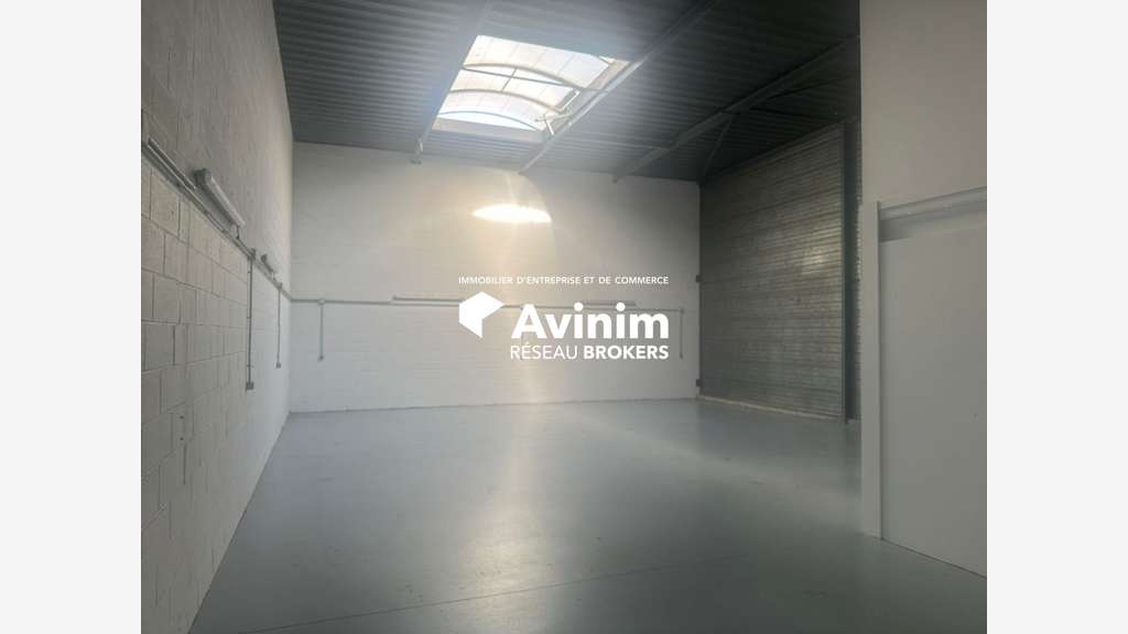 A louer local d'activité de 128m² en zi à Eaubonne