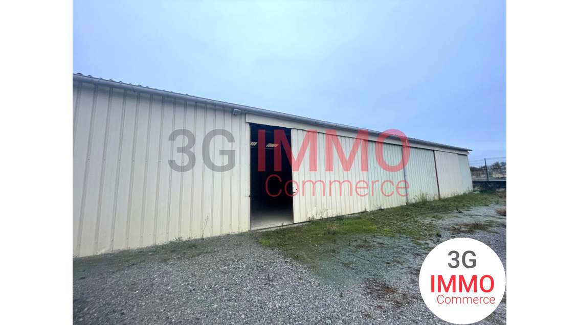 A louer entrepôt et bureaux 400m² à Échiré