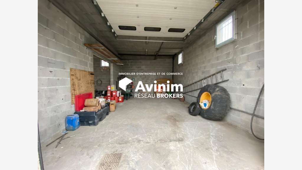 Local d’activité 178m² HSP 4 m à Échirolles