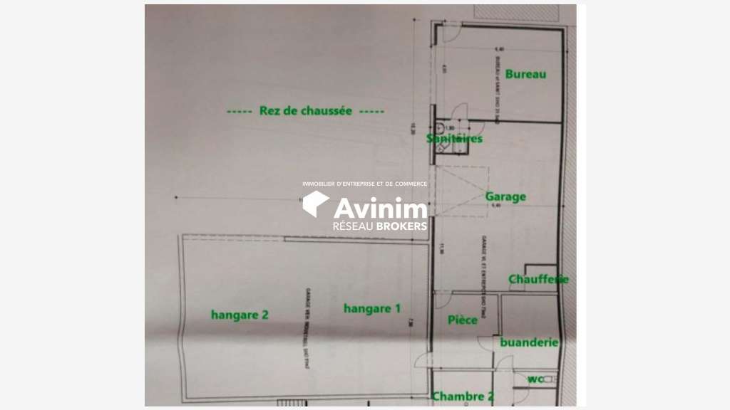 Local d’activité 178m² HSP 4 m à Échirolles