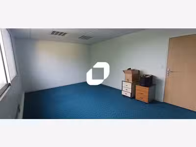 A louer Local d'activité 628m² Ecquevilly