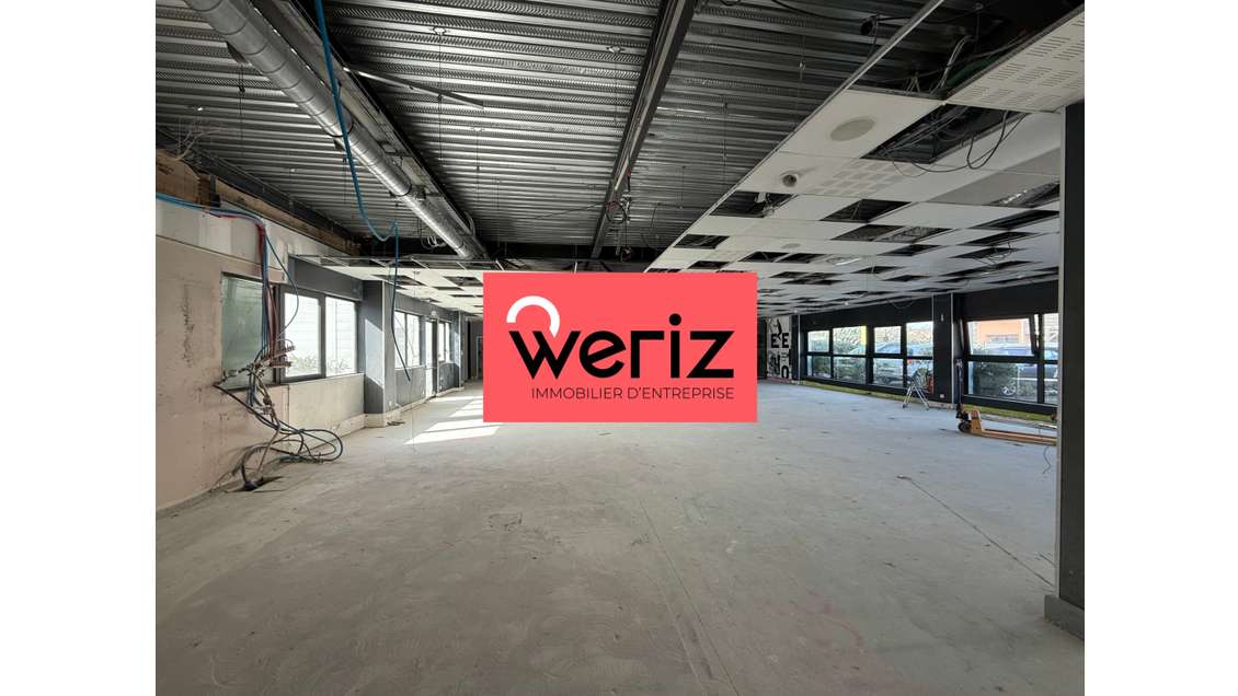 A louer local commercial 380m² ZA d'Eguilles